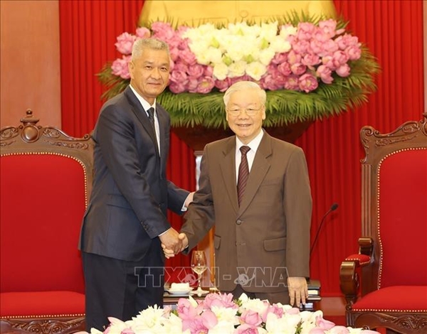 Tổng Bí thư Nguyễn Phú Trọng tiếp Bí thư Trung ương Đảng, Bí thư Thành ủy, Chủ tịch HĐND Thủ đô Viêng Chăn Lào